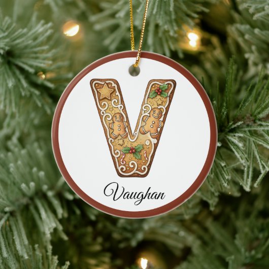 Aangepaste Kerstmis Gingerbread Letter V Monogram Keramisch Ornament (Boom)