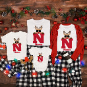 Aangepaste Kerstmis Monogram met naam Cool Pyjama T-shirt