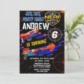 Aangepaste Kids Nerf verjaardagsuitnodiging Kaart (Staand voorkant)