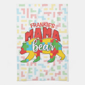 Aangepaste kindernaam Mama Beer Autism Awareness M Theedoek (Verticaal)