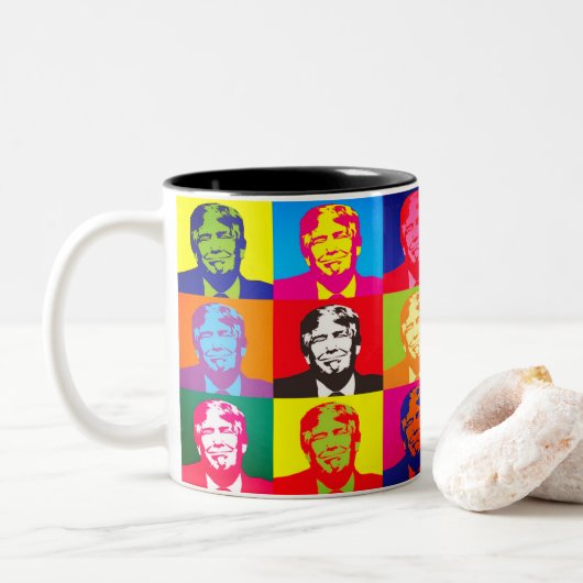 Aangepaste kleur Happy Donald Trump Kleurrijke Pop Tweekleurige Koffiemok (Met donut)