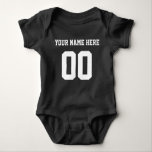 Aangepaste kleur/naam Baby Sport Black Jersey Romper<br><div class="desc">Show de sportieve stijl van uw kleine kampioen met deze Baby van de Douane Kleur/Naam Jersey Bodysuit. Dit ontwerp is voorzien van een sportthematisch carrosseriepak met spaties om het aan te passen met jouw naam en nummer. Op de achterkant van het lijfpak staat "Little Champ", maar deze kan worden aangepast...</div>