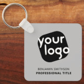 Aangepaste kleurnaam Titel Voeg hier uw Logo toe B Sleutelhanger (Voorkant)