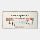 Aangepaste kleurrijke iedereen communiceert anders bureaumat (Keyboard & Muis)