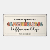 Aangepaste kleurrijke iedereen communiceert anders bureaumat (Voorkant)