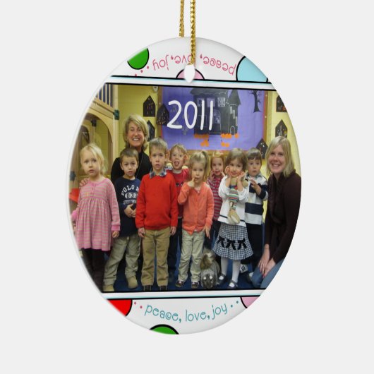 Aangepaste kleuterfeestdag 2011 keramisch ornament (Rechts)