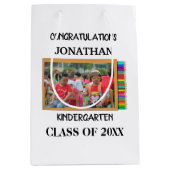 Aangepaste kleuterschool afstuderen krijbordfoto medium cadeauzakje (Voorkant)