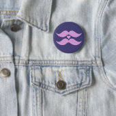 Aangepaste knop Roze Mustaches Ronde Button 5,7 Cm (In situ)