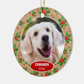 Aangepaste knuffige huisdierfoto 1e kerst op hulst keramisch ornament (Links)