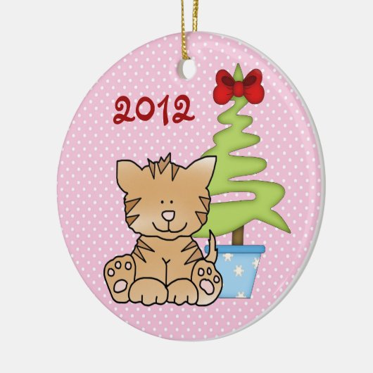 Aangepaste koffiekat en kerstboom op roze keramisch ornament (Links)