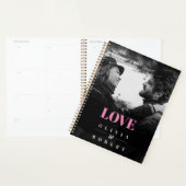 Aangepaste koppel foto en namen Zwart abstract Planner (Display)
