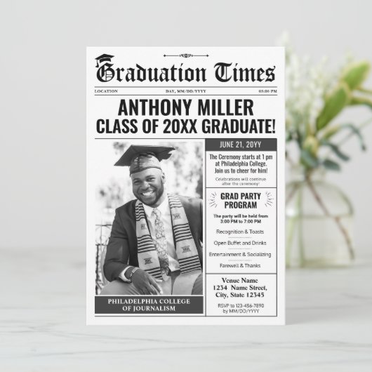 Aangepaste krant diploma uitnodiging aankondiging (Staand voorkant)