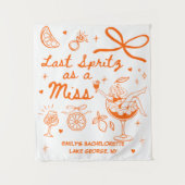 Aangepaste Laatste Spritz als een Miss Bachelorett Wandkleed (Voorkant)