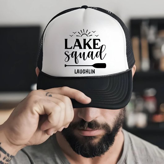 Aangepaste Lake Squad Vibes Vakantie Camping Campe Trucker Pet