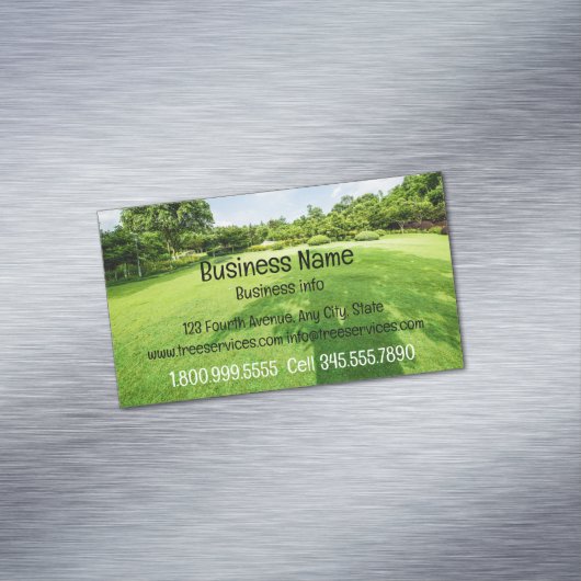 Aangepaste landschapszorg voor grastuinen magnetisch visitekaartje (Voorbeeld)