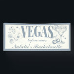 Aangepaste Las Vegas Bachelorette Party gepersonal Spandoek<br><div class="desc">Verhoog je vrijgezellenfeest met onze Dusty Blue Custom Las Vegas Bachelorette Party gepersonaliseerde Vinyl Banner. Deze stijlvolle banner legt perfect de essentie van een "Lucky in Love" vrijgezellenweekend vast, met een elegante stoffige blauwe achtergrond versierd met chique Las Vegas-motieven. Deze banner is ideaal voor zowel binnen- als buitengebruik en voegt...</div>