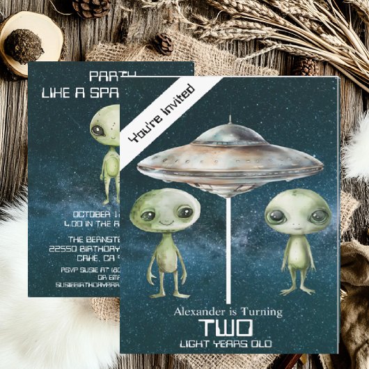 Aangepaste leeftijd buitenaardse alien verjaardags kaart