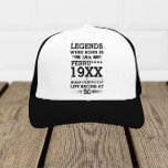 Aangepaste Legenda zijn geboren op maandjaarbasis Trucker Pet<br><div class="desc">Aangepaste legendes zijn geboren op de leeftijd van de maand... kunnen een geweldig ontwerp zijn om je geboortedatum en je leeftijd voor iedereen te shows. Het kan ook een groot cadeau zijn voor elk verjaardagsvolk en het kan een geweldige cadeau zijn voor je vriend en familielid tijdens evenementen of zonder...</div>