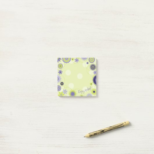 Aangepaste lente-Floral groen Post-it® Notes (Op bureau)