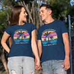 Aangepaste lentepauze struspalm boomstructuurfamil t-shirt<br><div class="desc">Deze schattige tropische palmzonnehemd is ideaal voor een lenteseizoen met je universiteitsvrienden of een leuke cruiseschepen met de familie. Pas een set aangepaste t-shirts aan voor uw groep die naar het strand of een eilandgezinshereniging gaat.</div>