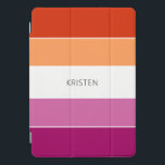 Aangepaste lesbische vlag met naam iPad pro cover<br><div class="desc">Praktisch en modern oranje,  wit en paars gekleurd blok strepen vormgeving patroon (de lesbische vlagkleuren). Voeg de naam van uw keuze toe om deze coole iPad pro cover aan te passen.</div>