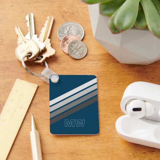 Aangepaste licht donkergrijze strepen op donkerbla sleutelhanger (Bureau)