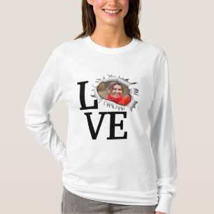 Aangepaste liefdesfoto in een  gat t-shirt