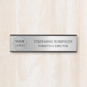 Aangepaste Logo Business Professional Faux Silver Deurbordje (Voorkant)