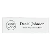 Aangepaste logo en naam sjabloon wit professional naambadge (Voorkant)