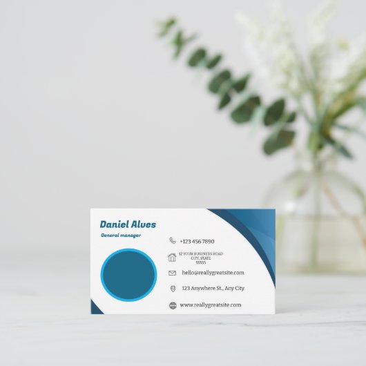 Aangepaste logo moderne, minimalistische sociale m visitekaartje (Staand voorkant)