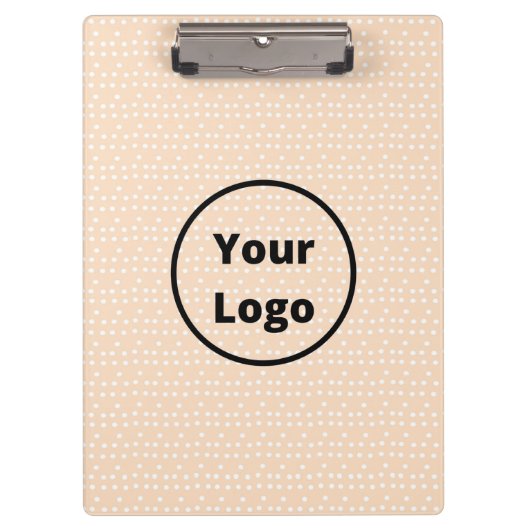 Aangepaste logo op kleine witte stippen op blush klembord (Voorkant)