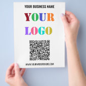 Aangepaste Logo-tekst en QR-code Promo Business Fl Flyer (Hand)