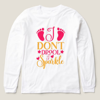 Aangepaste Mama 2026 Nep-Babyvoetjes Aandenken Tri-Blend Shirt