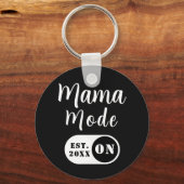 Aangepaste Mama Modus Aan, Geschat Jaar, Aluminium Sleutelhanger (Achterkant)