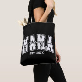 Aangepaste Mama Opgericht Jaar Gepersonaliseerde M Tote Bag (Dichtbij)