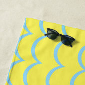Aangepaste MAMA-scriptnaam Gele Blauwe Scallop-str Strandlaken (In situ)