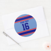Aangepaste marine- en lichtblauw sportstripes ronde sticker (Envelop)