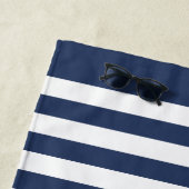 Aangepaste marine kapitein met gepersonaliseerde n strandlaken (In situ)