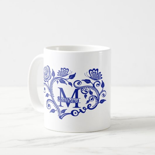 Aangepaste marineblauw Floral monogram M Koffiemok (Voorkant links)