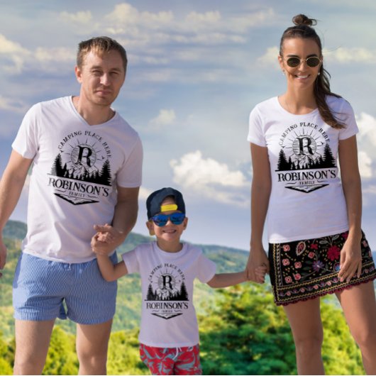 Aangepaste matching familie camping monogram t-shirt