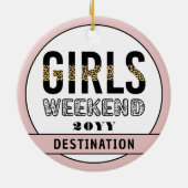 Aangepaste meisjes Wekend Girls reisvakantie Keramisch Ornament (Achterkant)