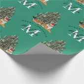Aangepaste Merry Christmas Monogram Tiger & Tree G Cadeaupapier (Hoek)