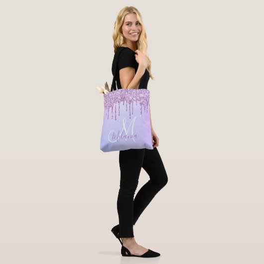 Aangepaste Metallic Paarse Drip Lavender Pour Tote Bag (Op model)