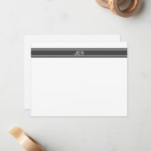 Aangepaste minimale monogram donkergrijze streep notitiekaartje (Voorkant / Achterkant in situ)