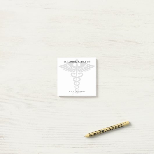 Aangepaste minimalistische medische school dokter post-it® notes (Op bureau)