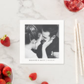 Aangepaste minimalistische zwart wit paar foto bru servet (Insitu)