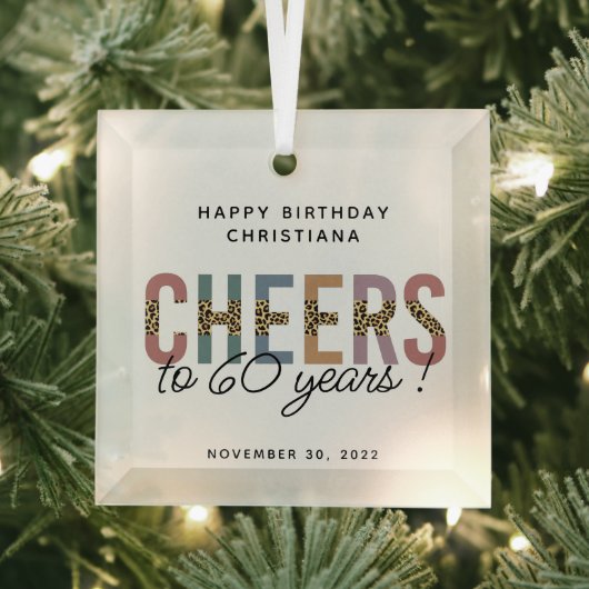 Aangepaste moderne 60e geboortedag-luipaard glas ornament (Insitu)