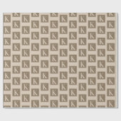Aangepaste Moderne Monogrammed Neutral Shade Cadeaupapier (Vlak)