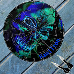 Aangepaste moderne turquoise Blauwgroen en blauwe  Dartbord<br><div class="desc">Introductie van onze opvallende Turquoise Blauwgroen en Blue Skull Dartboard - een perfecte mix van stijl en prestaties voor dart liefhebbers van alle niveaus! Plus je kunt het personaliseren! Jouw naam prints in een diepblauw rond een bodemcurve. Verhoog je dart spel naar een geheel nieuw niveau van cool met onze...</div>