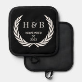 Aangepaste moderne typografie Koppel Namen Initial Pannenlap (Voorkant / Achterkant)